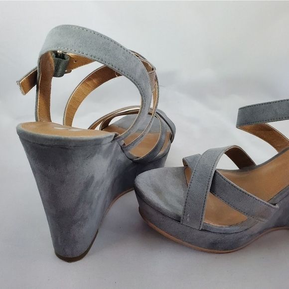 ❤️BRASS PLUM Faux Suede Blue Wedges Size 8M - Picture 3 of 8